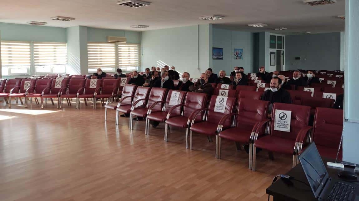 Okul Müdürümüz Murat ÖNDER 2021 Yılı Aralık Ayı YÖGEP Toplantısına Katıldı