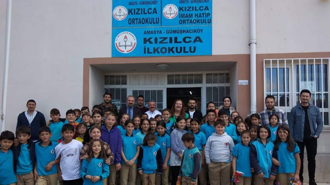 Gümüşhacıköy Belediye Başkanı Sayın Zehra ÖZYOL Bugün Okulumuzu Ziyaret Etti